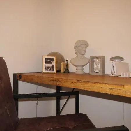 L8 Street - Q2 16 Appartement *